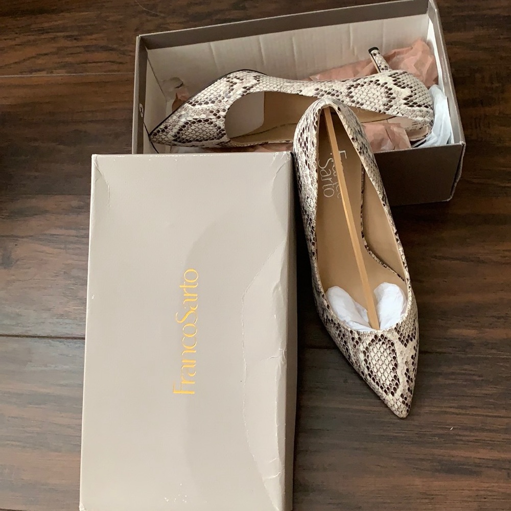 Franco Sarto Pump